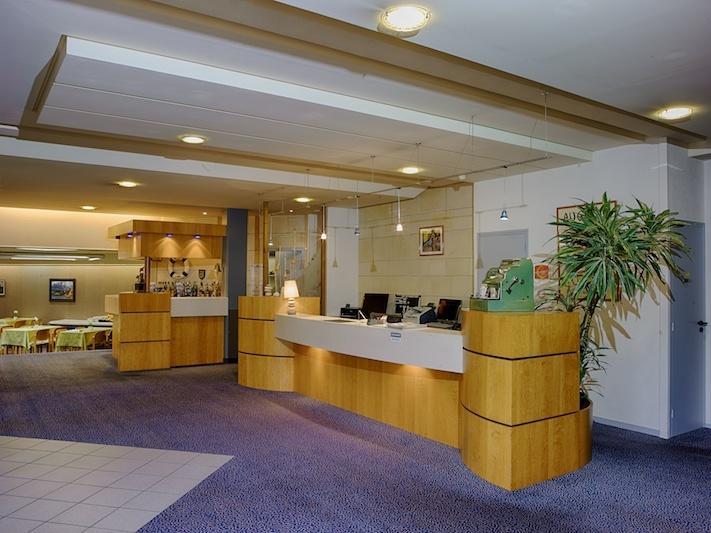 Hotel Dupleix - Hyper Centre - Parking Et Garage Gratuit Quimper Luaran gambar