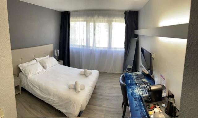 Hotel Dupleix - Hyper Centre - Parking Et Garage Gratuit Quimper Luaran gambar