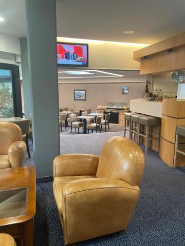 Hotel Dupleix - Hyper Centre - Parking Et Garage Gratuit Quimper Luaran gambar